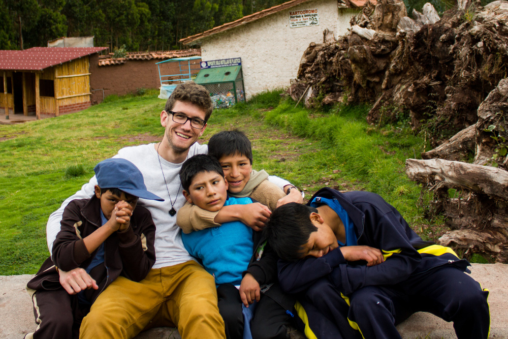 Peru boys